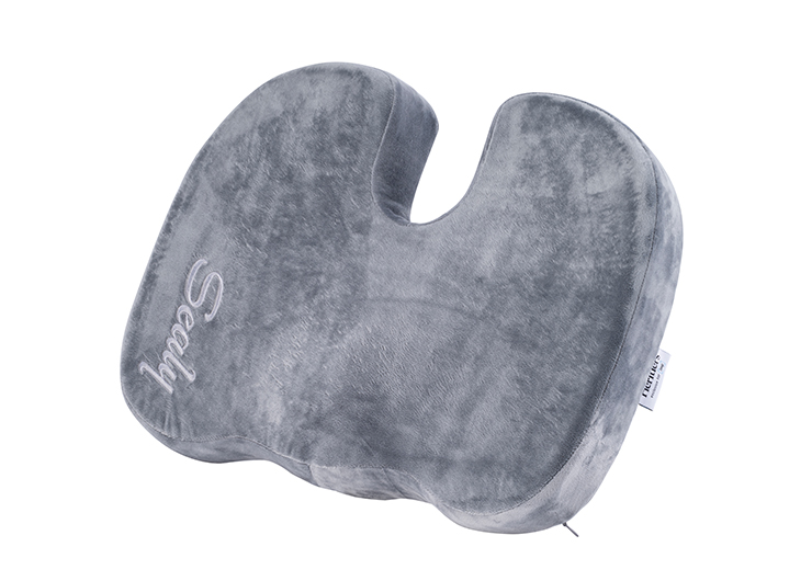 b93d76a150fcb5dddce60f454f68df12