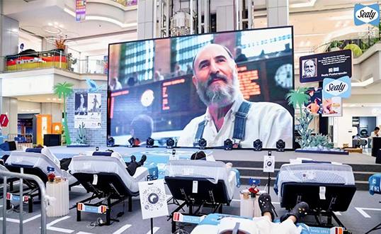 絲漣啟“傳奇對(duì)話未來”之旅：AI重現(xiàn)創(chuàng)始人，邀赴144年睡眠之約